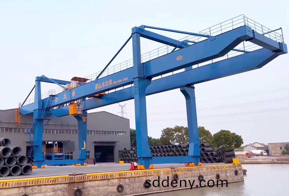産品炤片-門式起重機(ji).jpg